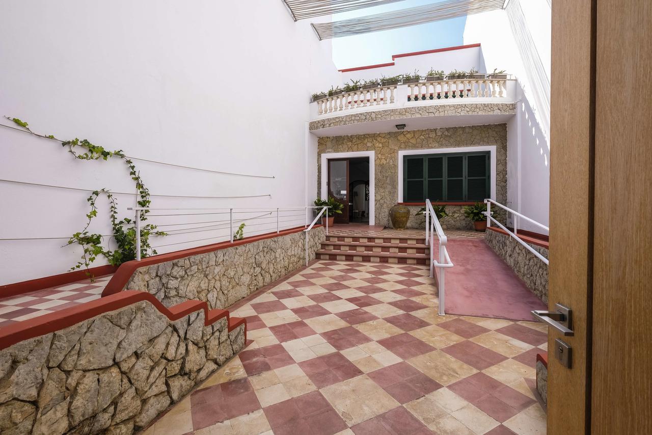Hotel Abril 37 Ciutadella  Zewnętrze zdjęcie